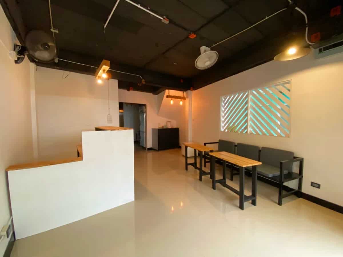 The 10 BEST Hostels In Koh Phi Phi (Updated 2025) 18 Blue-Flow-Hostel