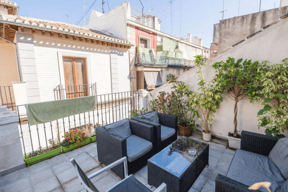 The 13 Best Hostels in Granada, Spain (2025 Guide) 18 oh-my-hostel