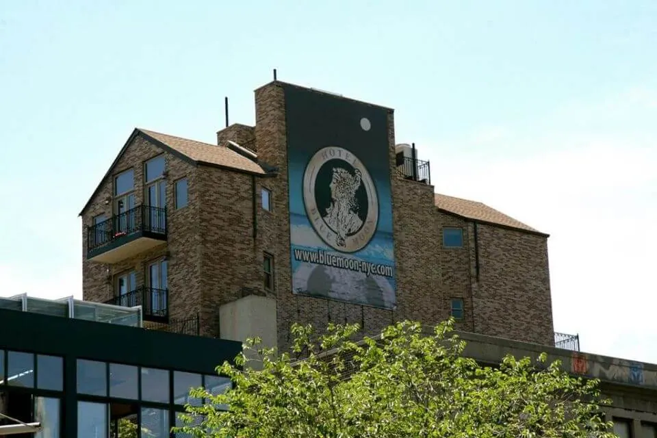 The 12 Best Hostels in New York City (Updated 2025) 18 the-bluemoon-boutique-hostel