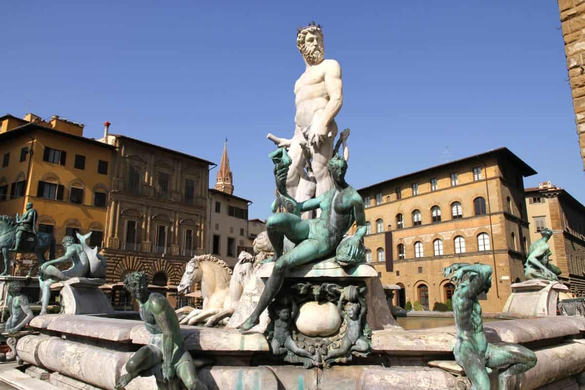 The Best Time To Visit Florence, Italy (2025 Guide) 26 Shoulder-Months-April-and-October