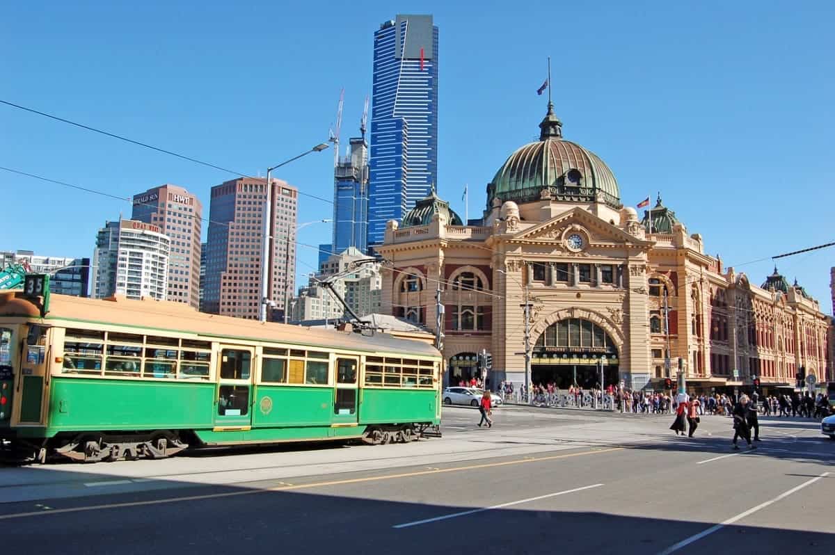 Flinders-Street-Station-in-Melbourne