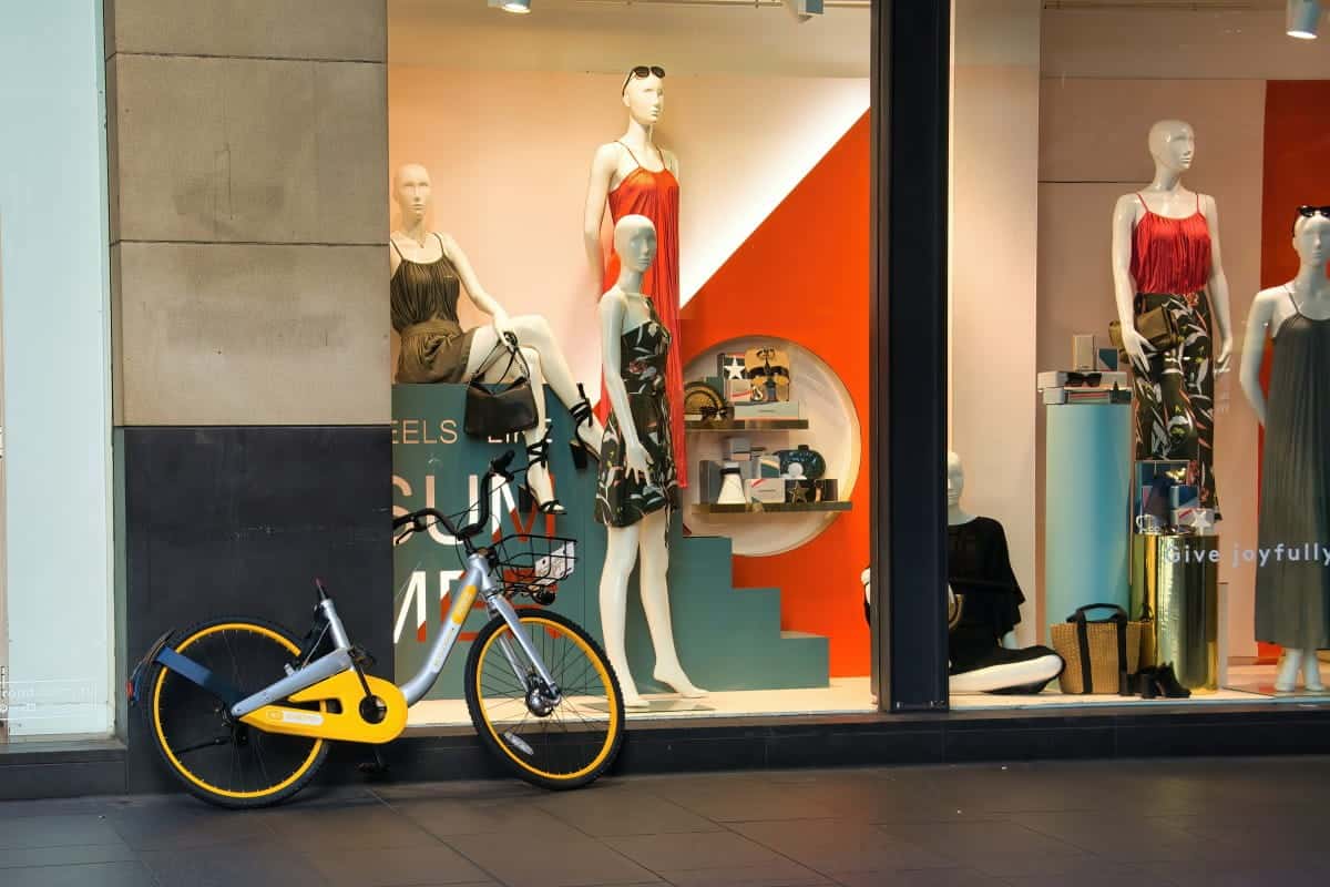 Sydney vs Melbourne: An Honest Comparison To Help You Choose 39 Sydney-Shopping