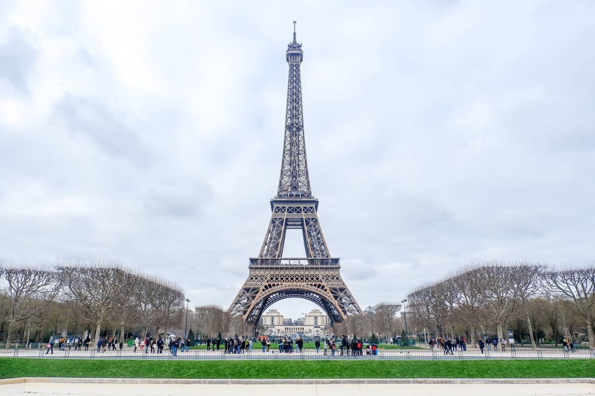 34 Most Famous European Landmarks You Have to See 36 The-Eiffel-Tower-Paris-France