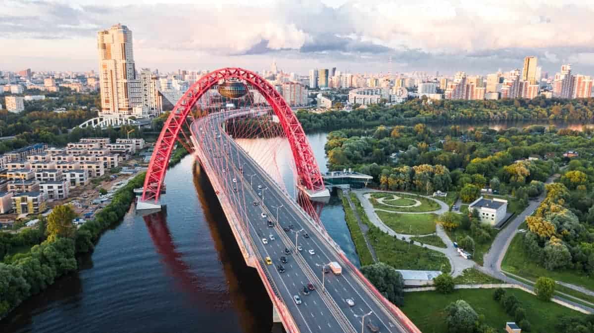 Zhivopisny-Bridge-Russia