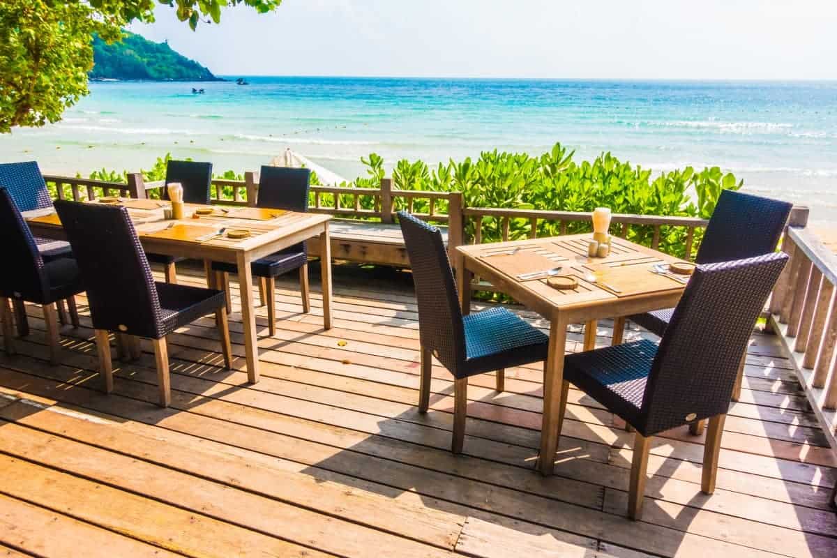 A-Restaurant-at-Bali-Beach