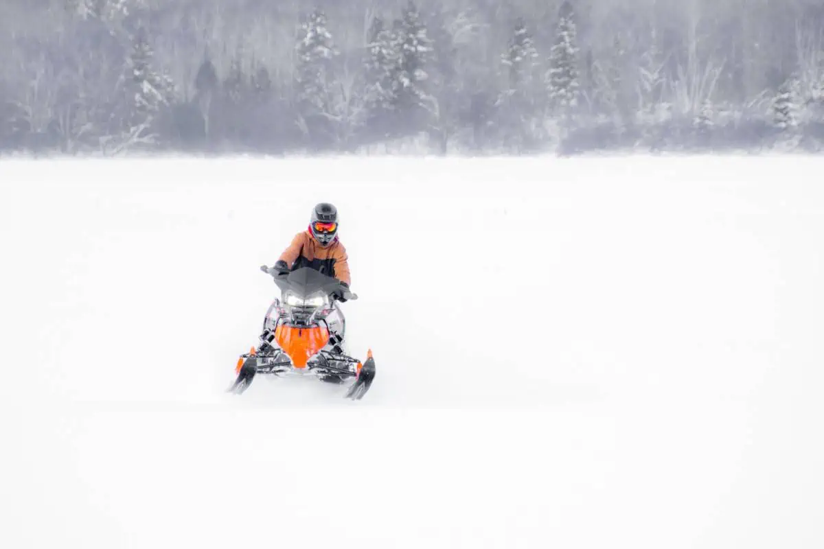 Snowmobile Tours In Yellowstone