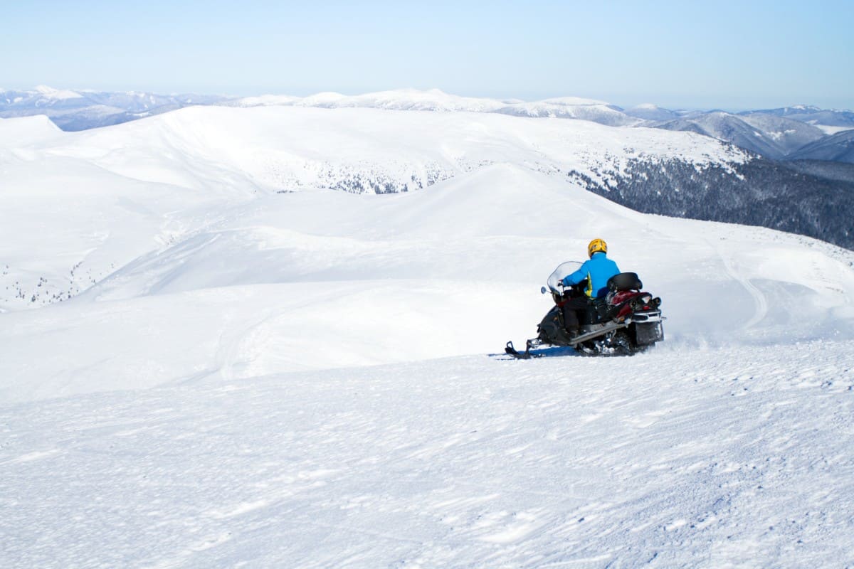 Breckenridge Snowmobile Tours