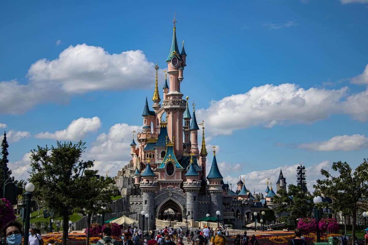 Disneyland-Castle-Paris