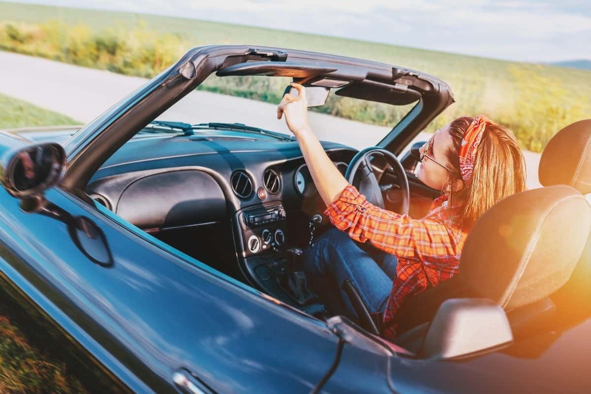 Female-Solo-Travelers-Drive-a-Car