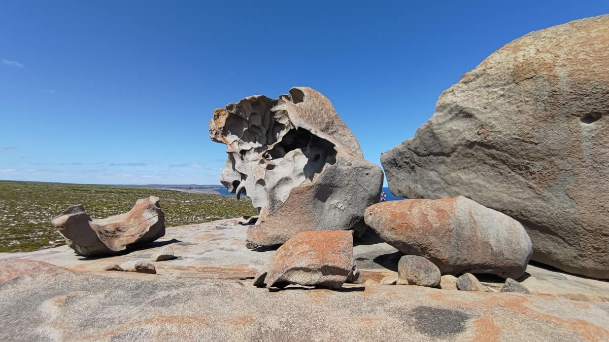30 Famous Australian Landmarks Not To Miss (Updated 2025) 19 Remarkable-Rocks