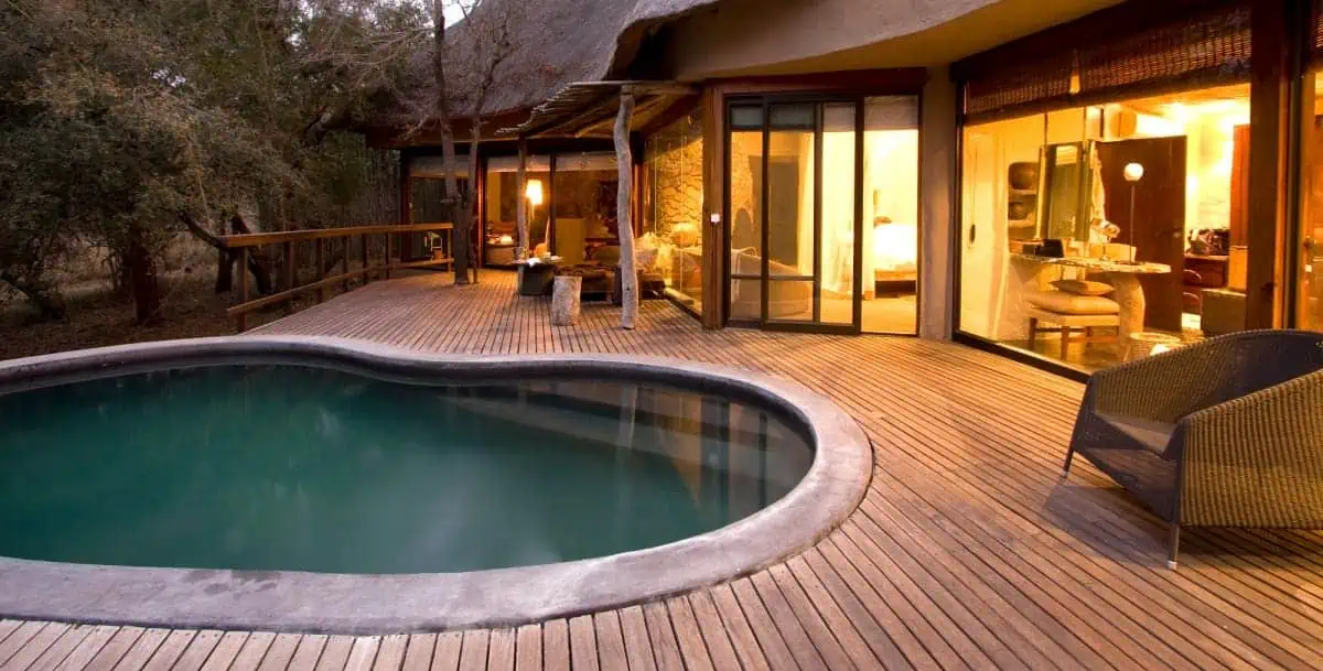 Swimming-Pool-at-a-Lodge