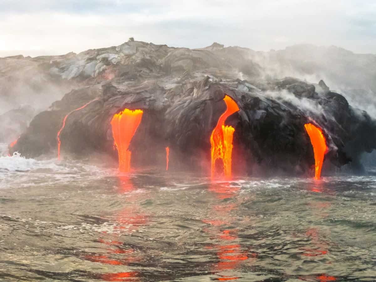 Fiji or Hawaii An Honest Guide To Choosing in 2025 17 Volcanoes-National-Park-Hawaii