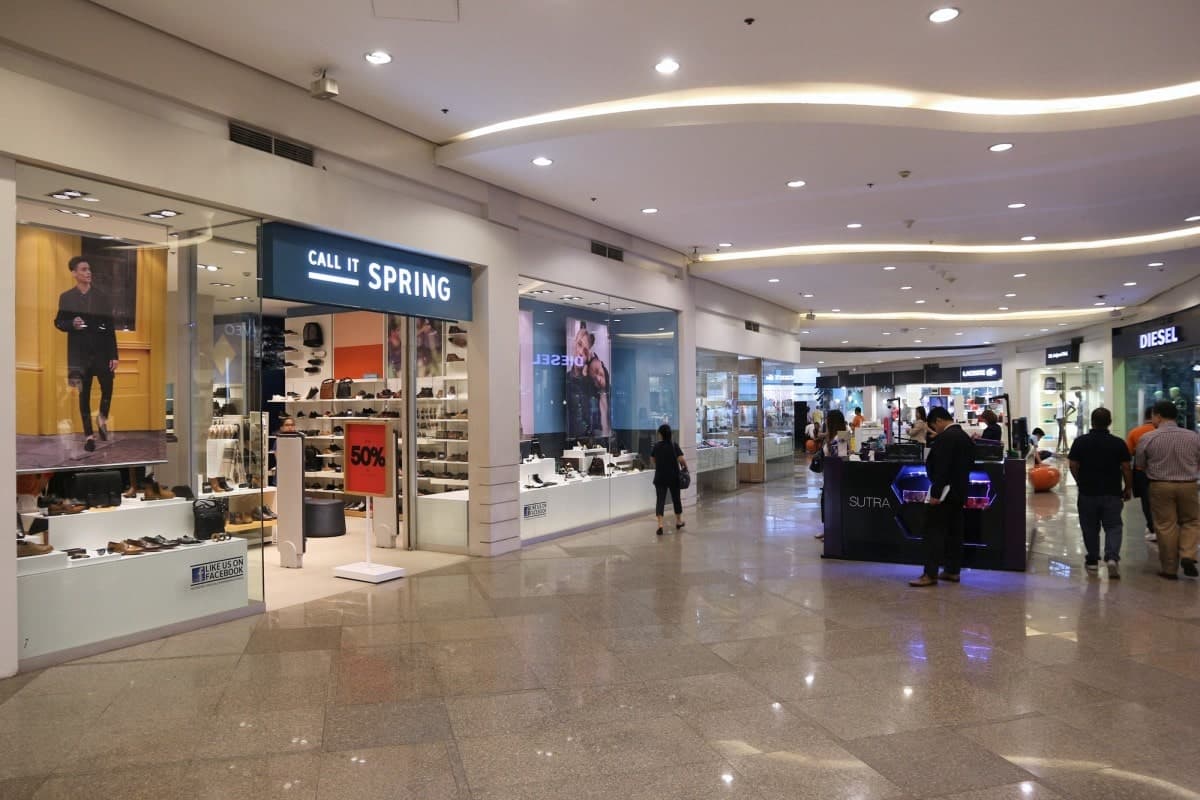 Greenbelt-Mall-in-Makati-Philippines