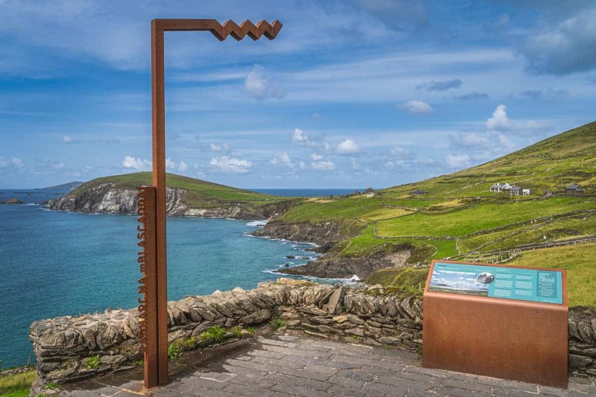 20 Most Famous Landmarks in Ireland - How Many Do You Know? 37 Wild-Atlantic-Way