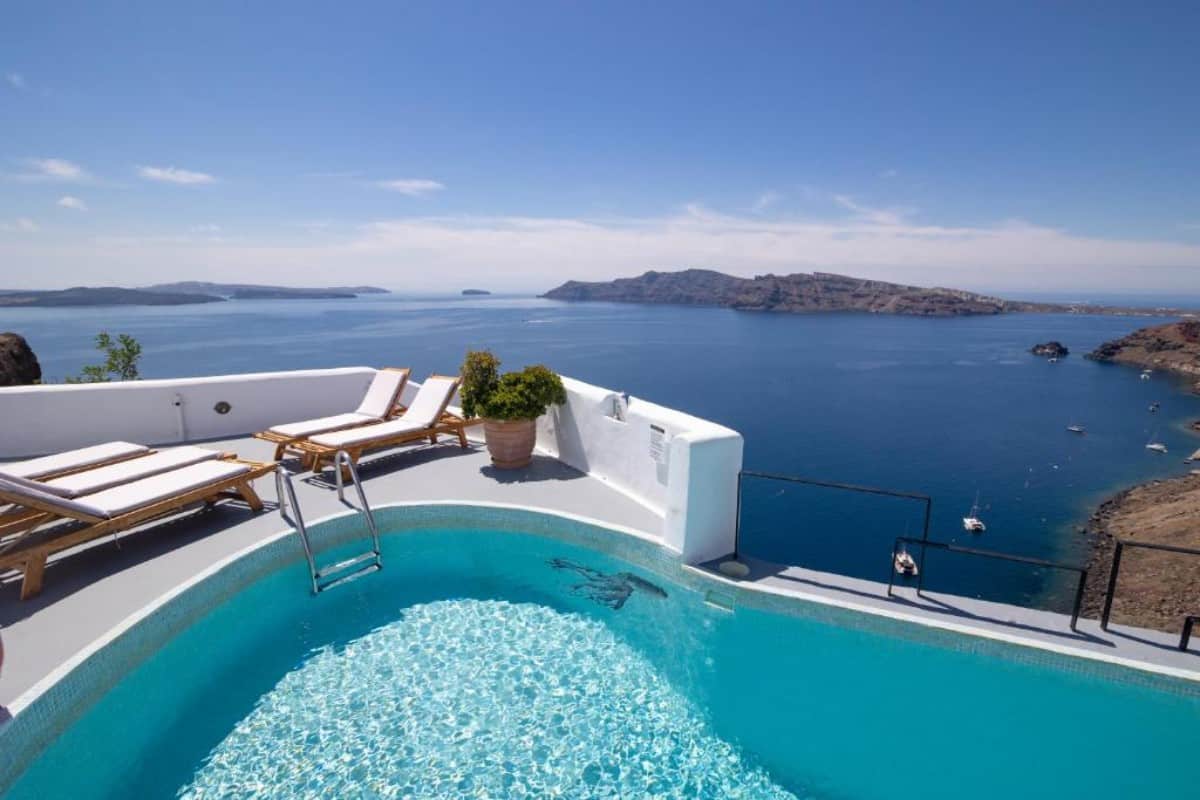 15 Best Santorini Cave Hotels With Private Pools (Stay In Style) 19 IKIES-Santorini