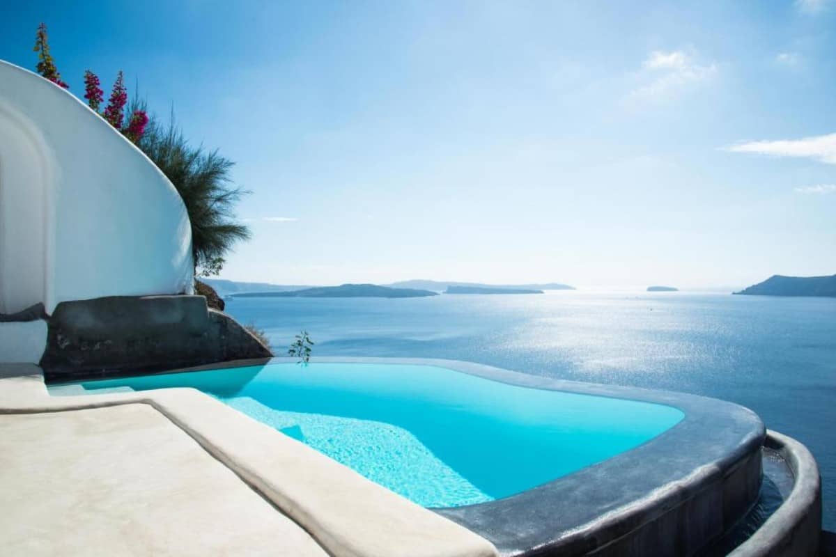 15 Best Santorini Cave Hotels With Private Pools (Stay In Style) 29 Perivolas-Hotel