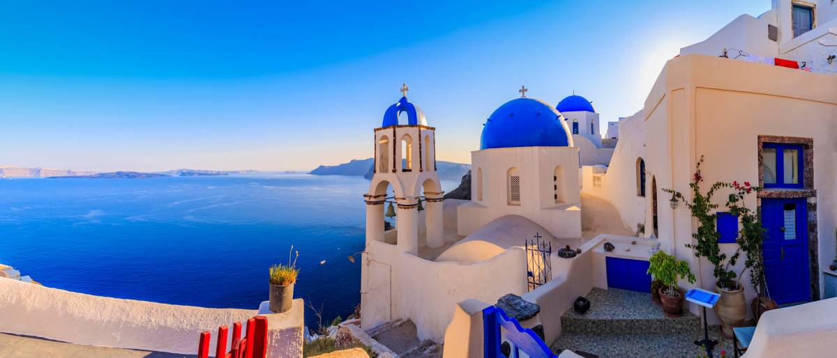 Santorini-Cave-Hotel-with-Private-Pool