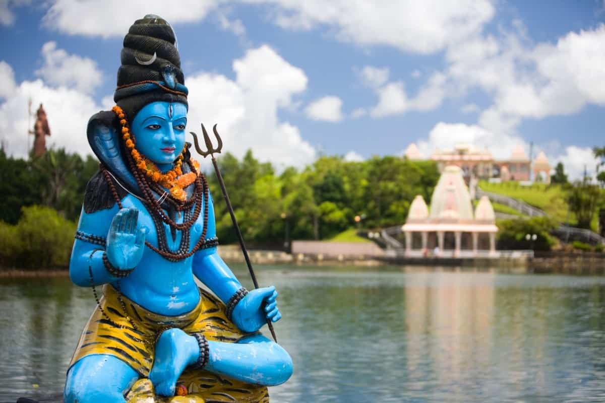 Shiva-Statue-at-Grand-Bassin-Lake-Mauritius