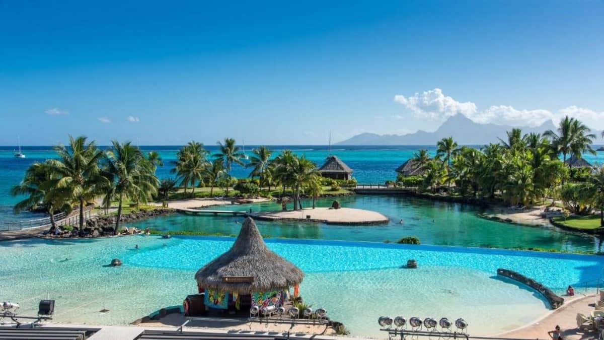 The 10 Best Overwater Bungalows In Tahiti (2025 Guide) 2 InterContinental-Tahiti-Resort