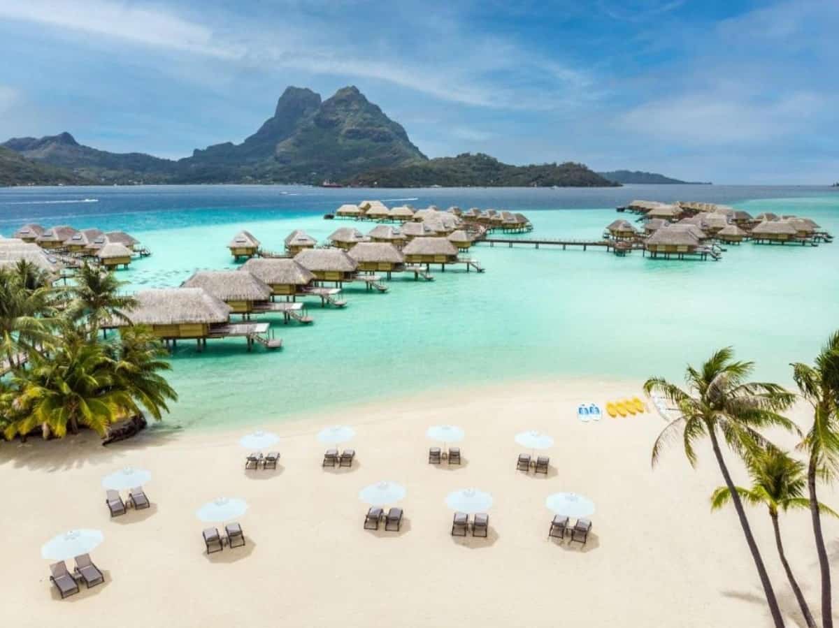 The 10 Best Overwater Bungalows In Tahiti (2025 Guide) 8 Le-Bora-Bora-Pearl-Resorts