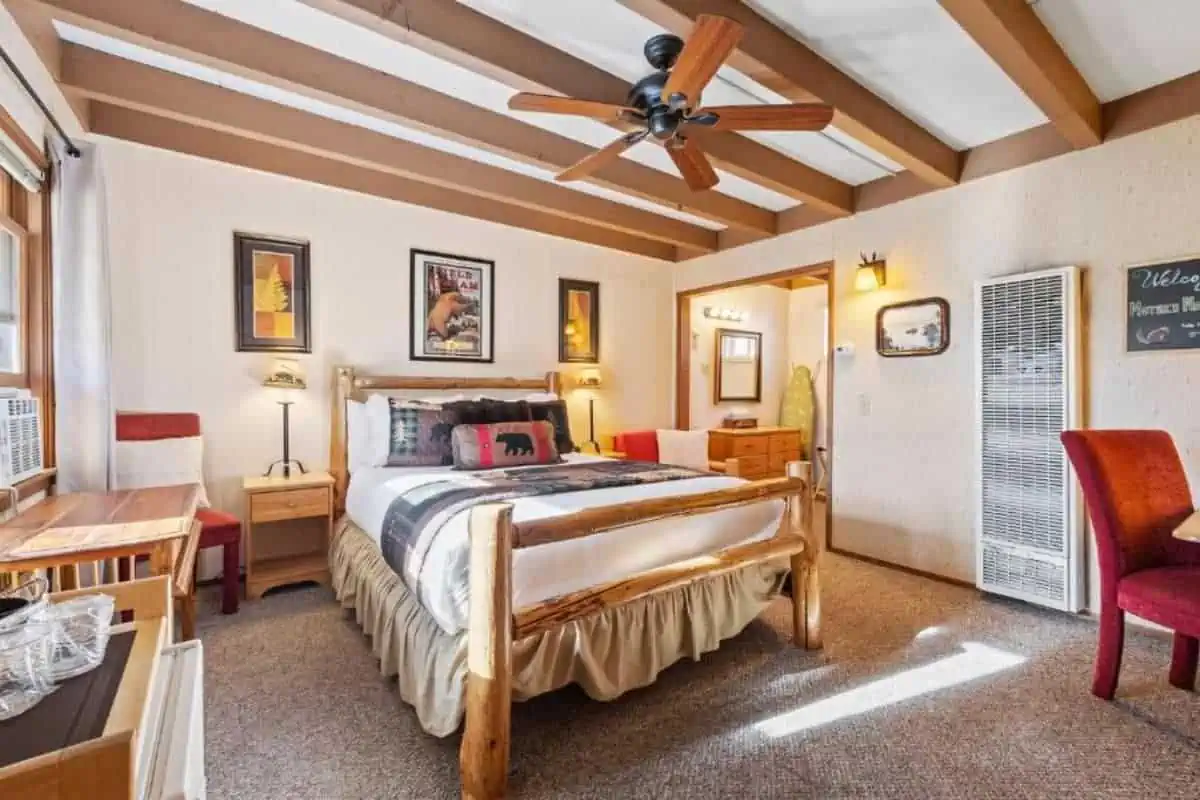 The 10 Best Lake Tahoe Hotels With Lake Views (2025 Guide) 6 Mother-Nature’s-Inn
