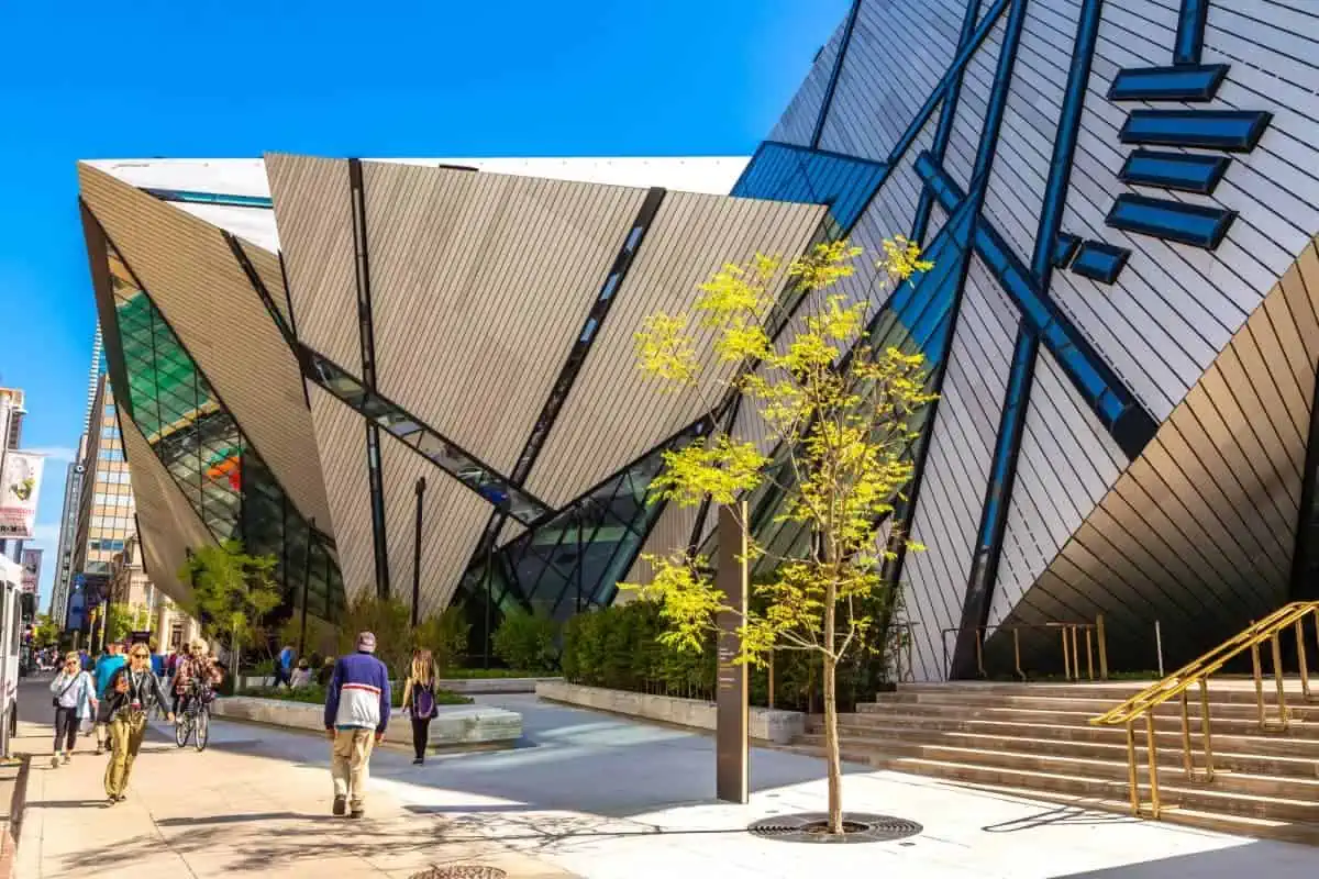 The 18 Famous Landmarks In Canada To Visit in 2025 19 Royal-Ontario-Museum-Ontario