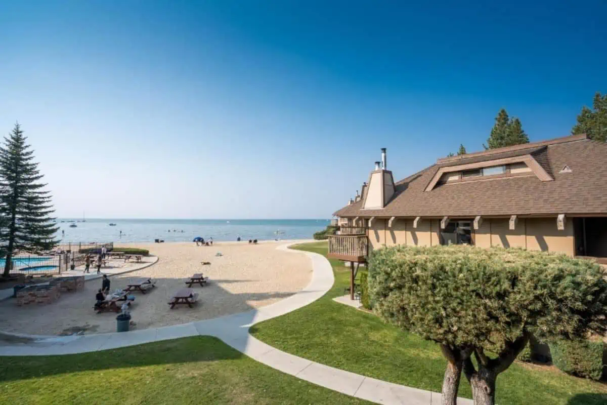 The 10 Best Lake Tahoe Hotels With Lake Views (2025 Guide) 4 Tahoe-Lakeshore-Lodge-&-Spa