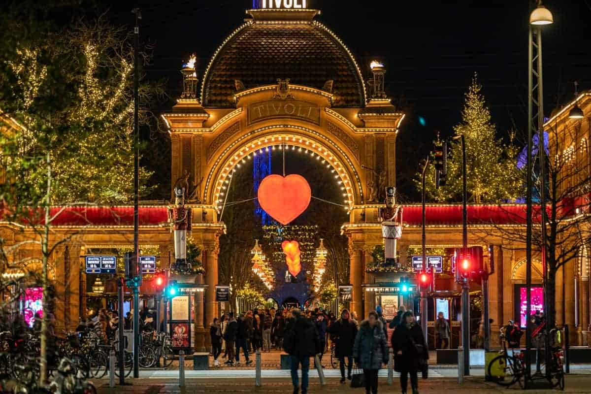 Tivoli-Gardens-Amusement-Park-at-Night