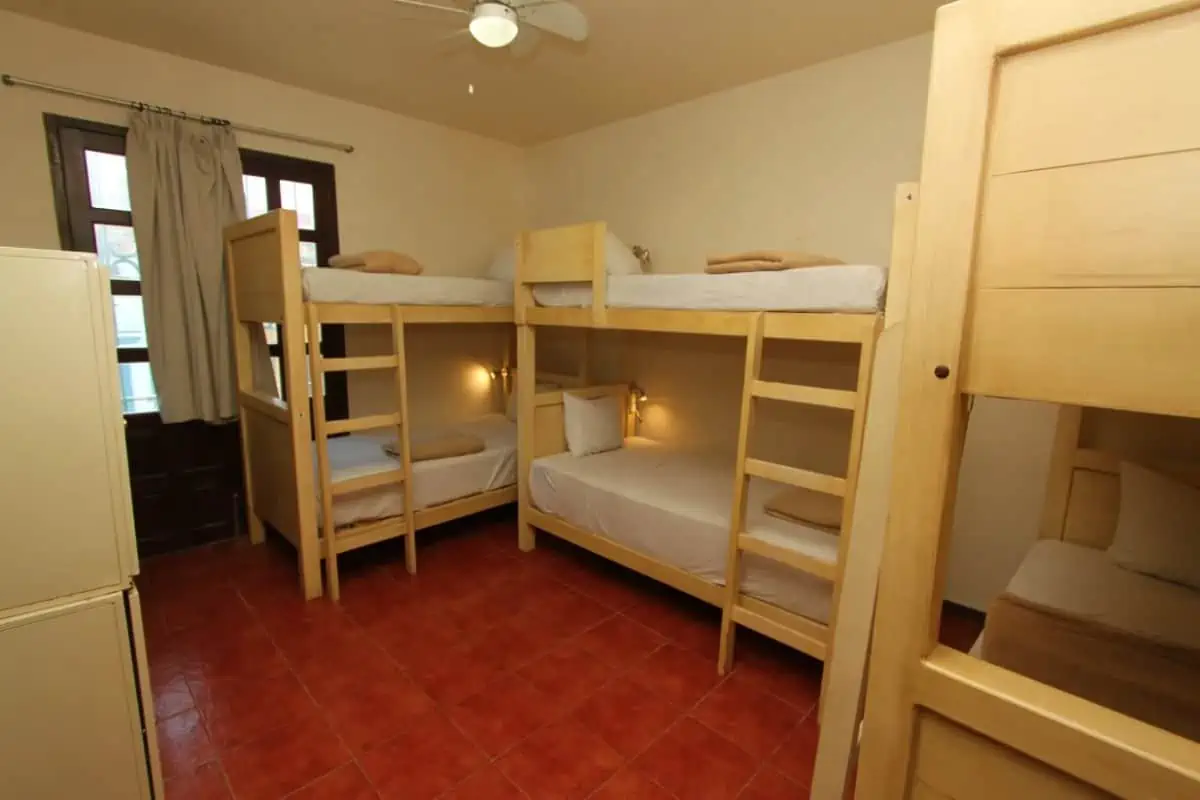 Hostal-De-Las-Americas