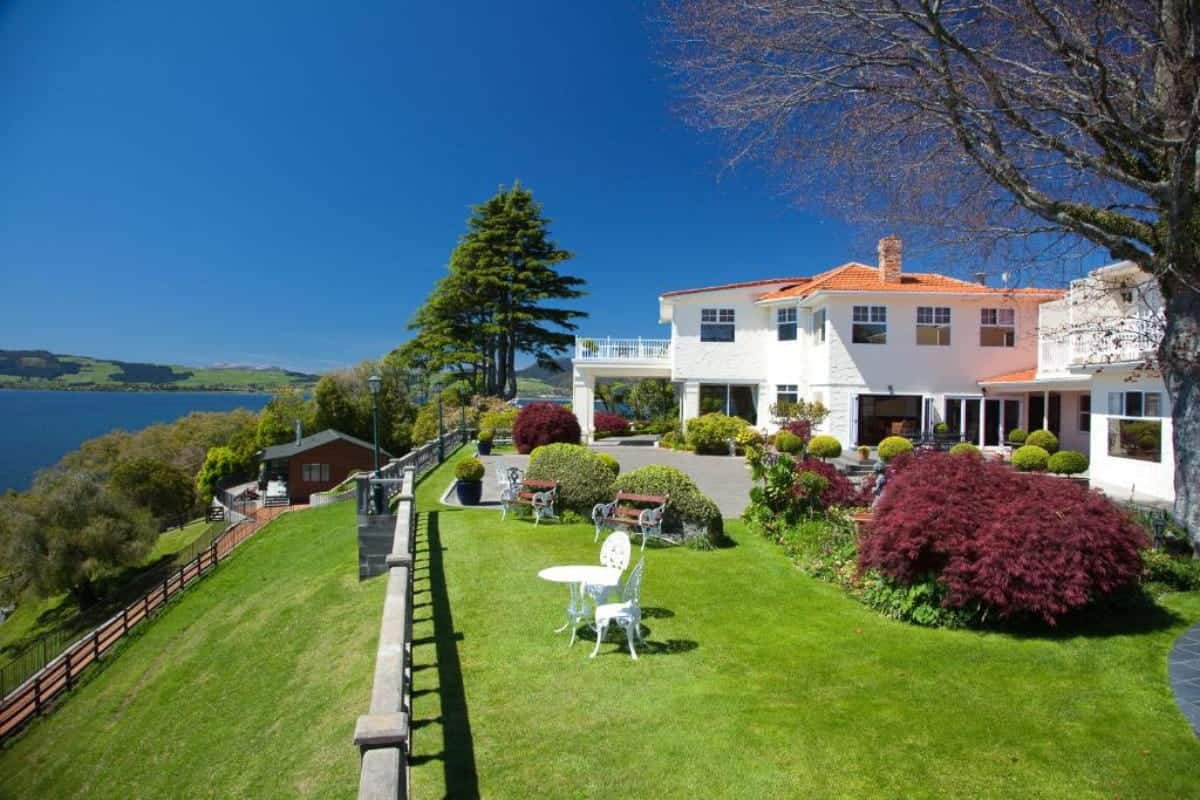 The 16 Best Luxury Hotels In New Zealand North Island (2025 Guide) 17 On-The-Point-Lake-Rotorua-Rotorua