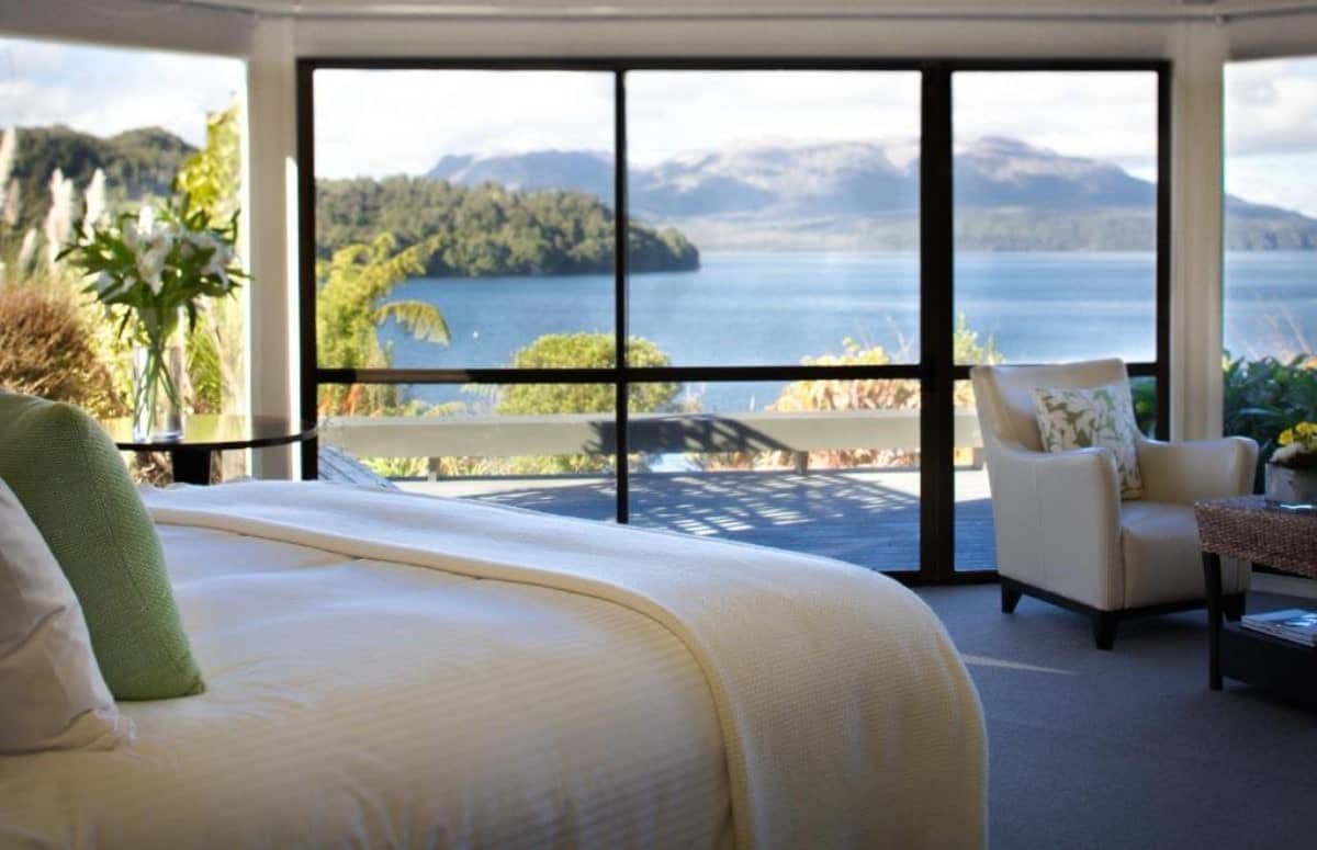 The 16 Best Luxury Hotels In New Zealand North Island (2025 Guide) 7 Solitaire-Lodge-Lake-Tarawera