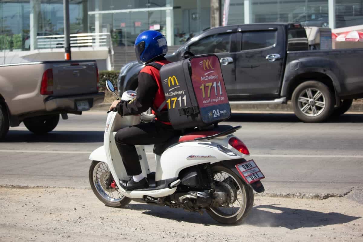 A-Pizza-Delivery-Driver-in-Chiang-Mai