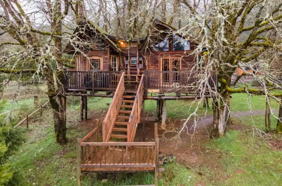 Out’n’About-Treehouses-Treesort-Takilma-OR