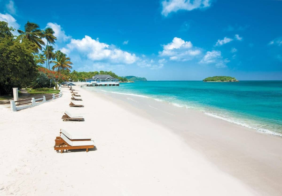 Sandals-Halcyon-Beach-Resort
