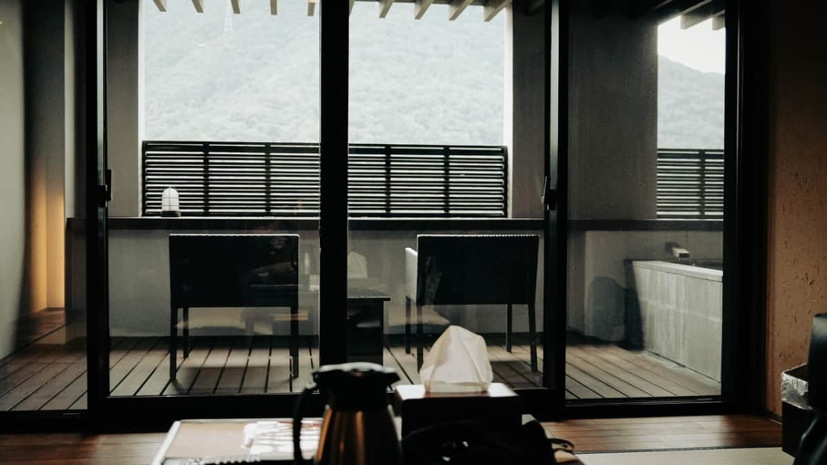 An-Outer-view-from-Japanese-Ryokan-Hakone