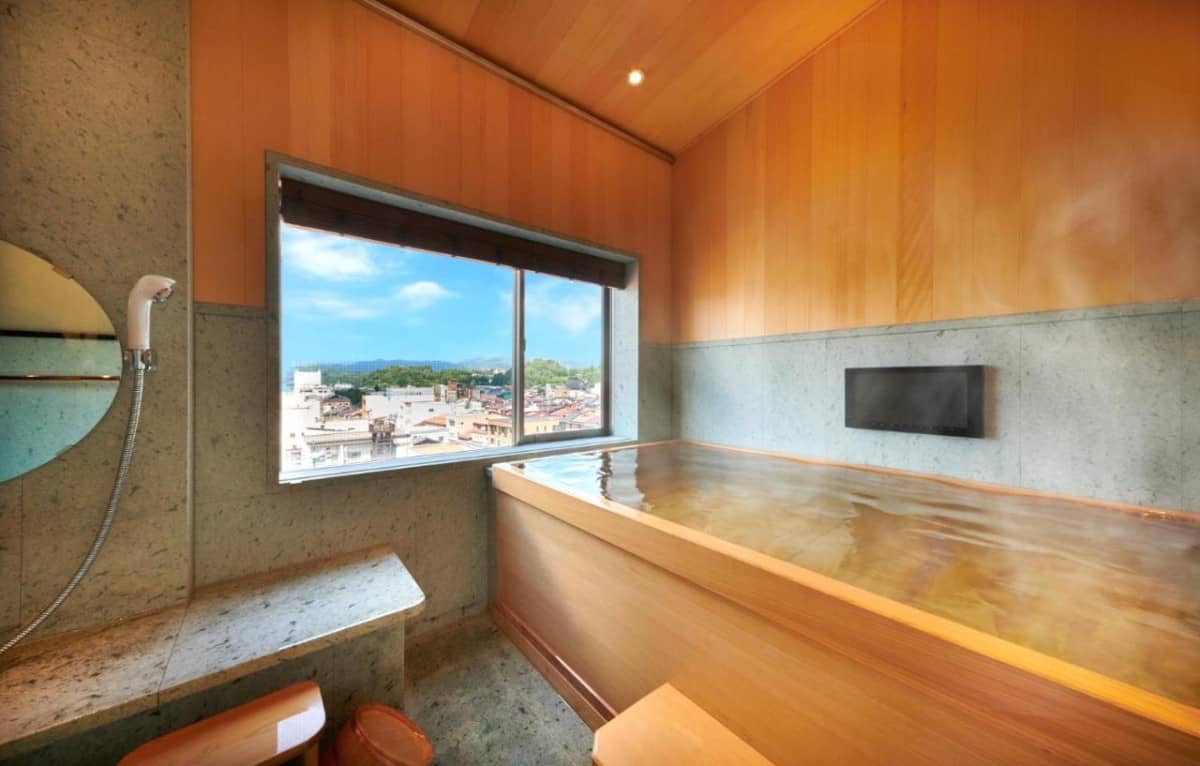 Honjin-Hiranoya-Kachoan-Takayama