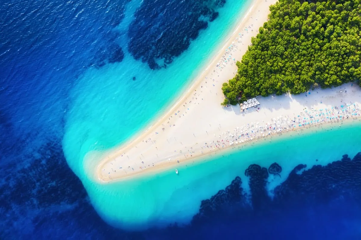 Zlatni-Rat-Beach