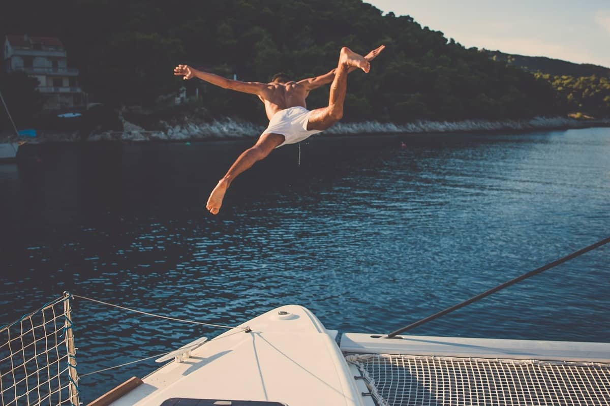 Yacht Freedom and Flexibility